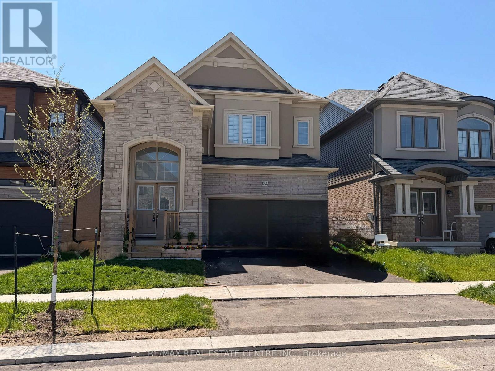 Front - 124 Hitchman Street, Brant (Paris), ON