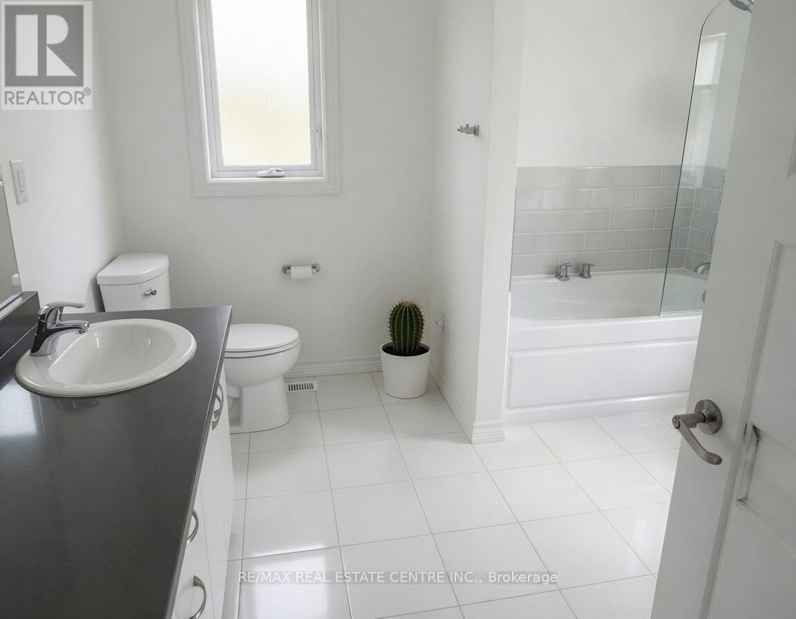 Virtually staged - 124 Hitchman Street, Brant (Paris), ON