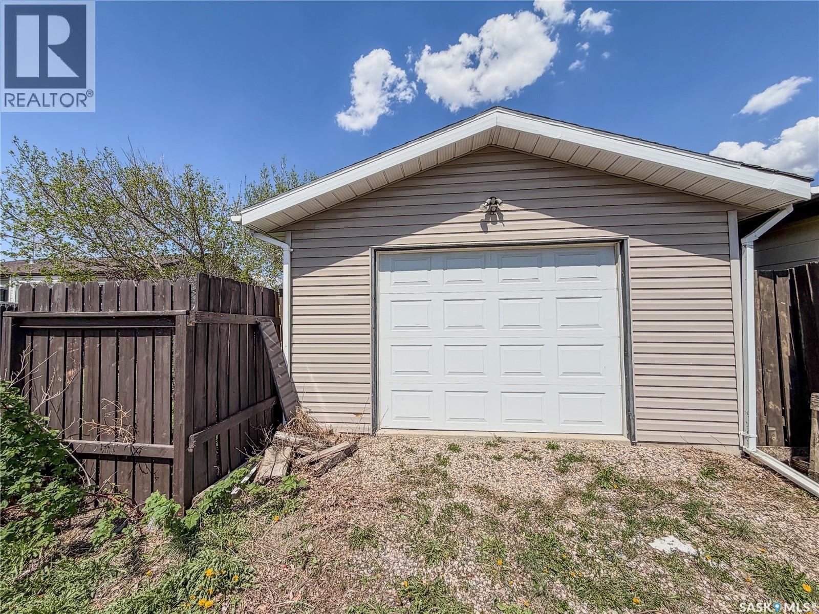 80 Morrison Drive, Yorkton, SK - Outdoor With Exterior