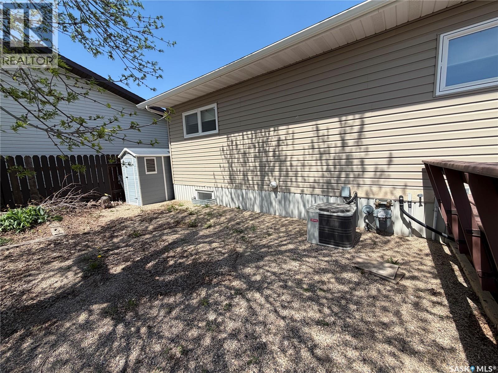 80 Morrison Drive, Yorkton, SK - Outdoor