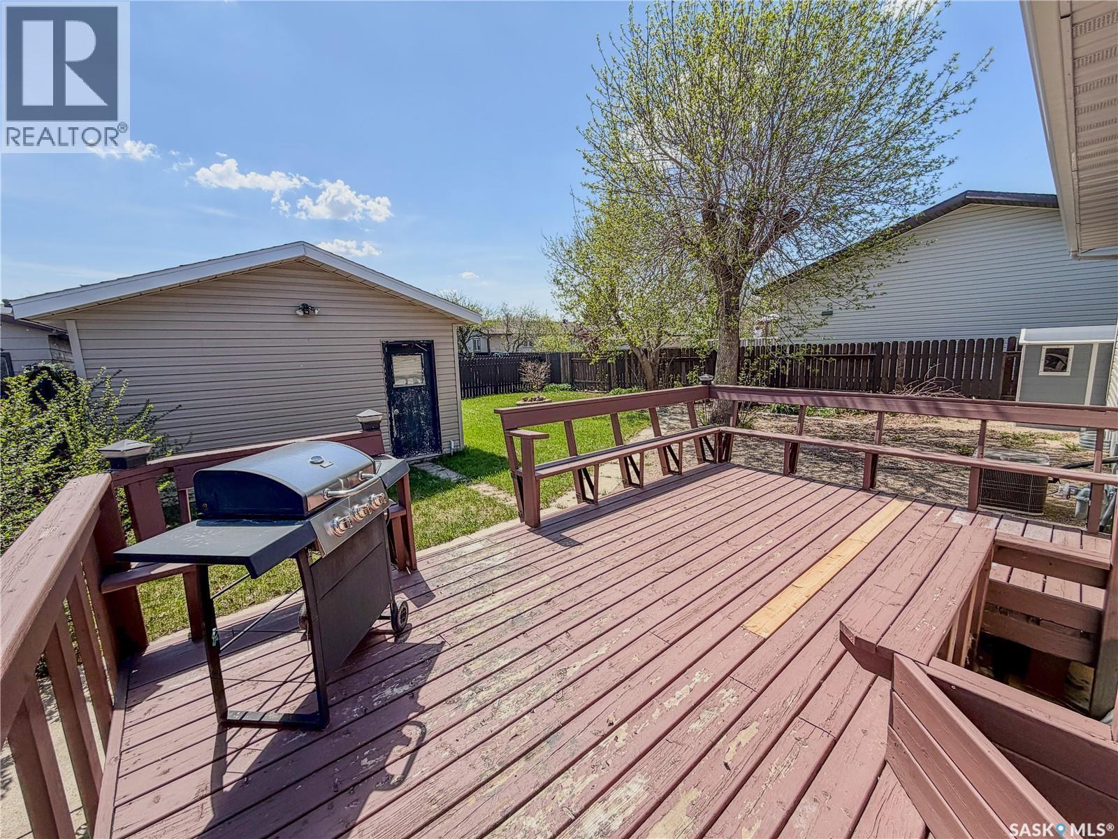 80 Morrison Drive, Yorkton, SK - Outdoor With Deck Patio Veranda With Exterior