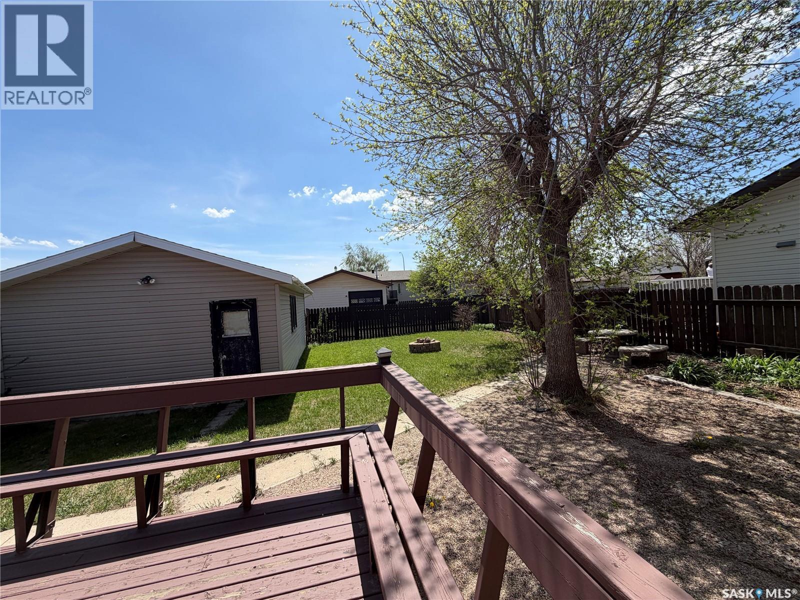 80 Morrison Drive, Yorkton, SK - Outdoor