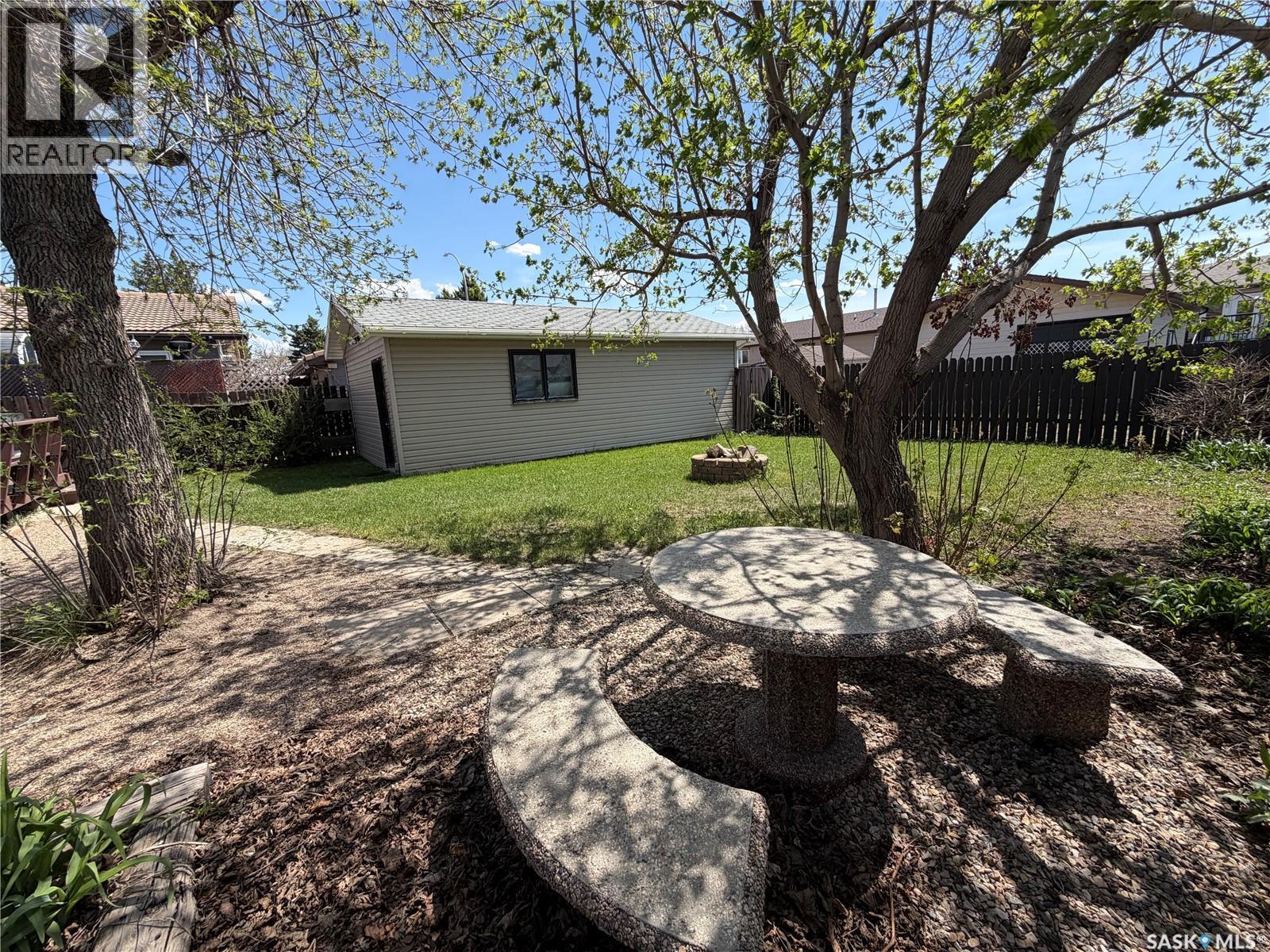 80 Morrison Drive, Yorkton, SK - Outdoor