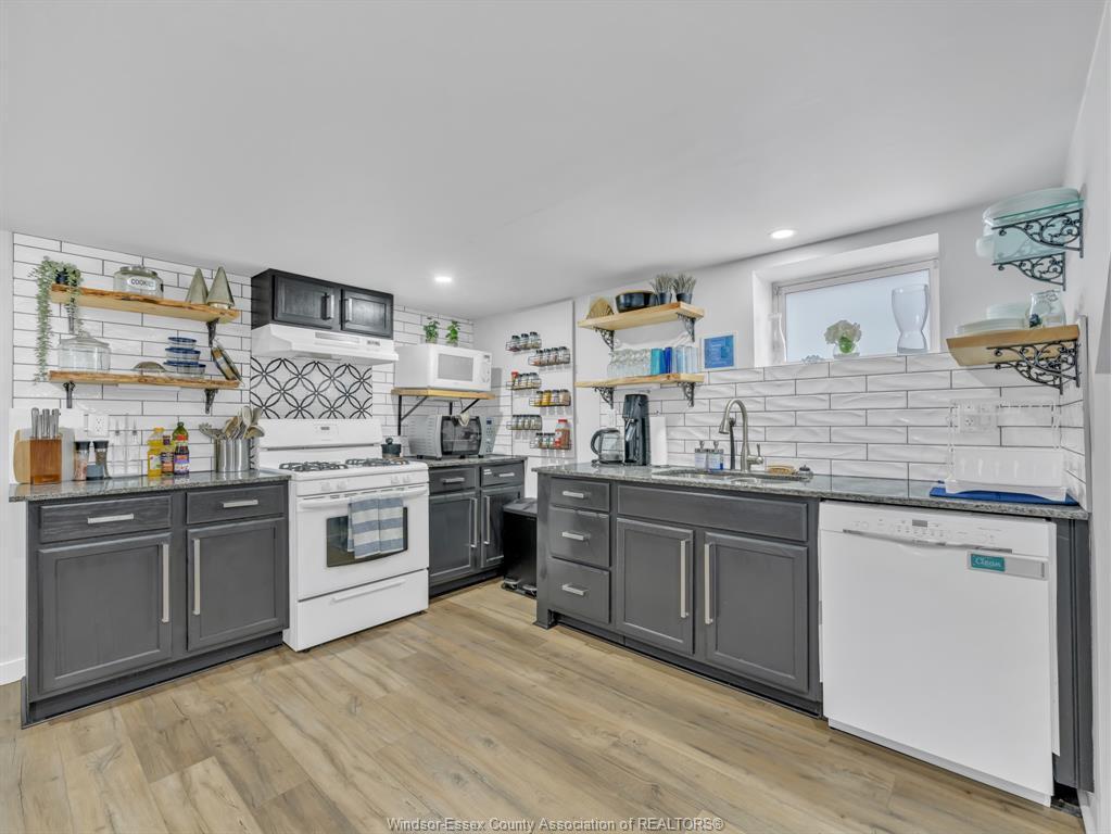 Lower Unit-1029 Parent, Windsor, ON
