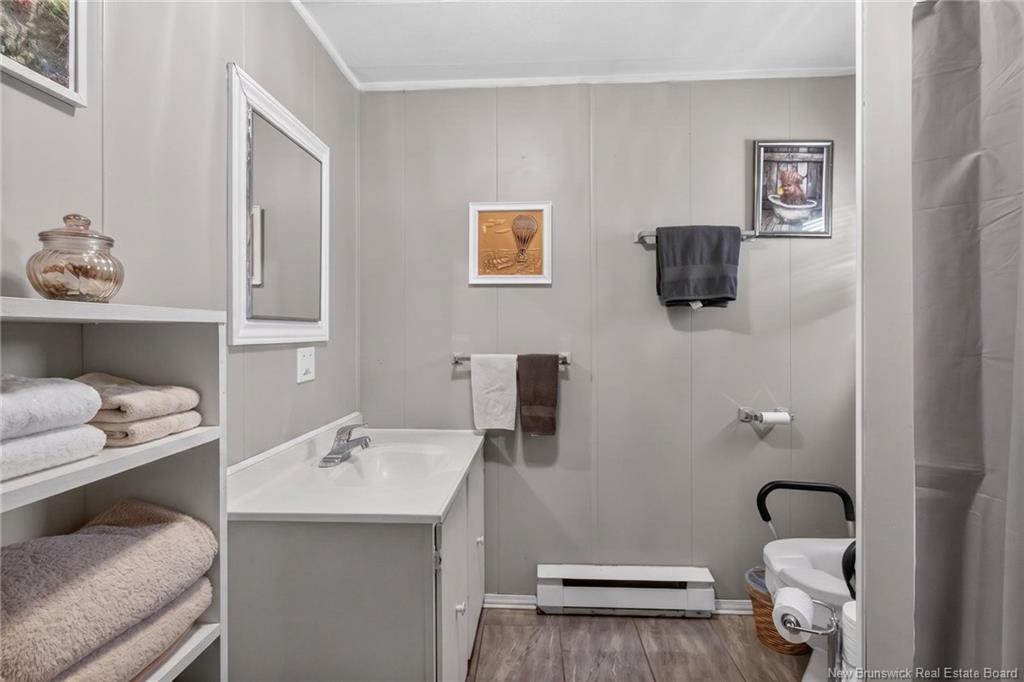 16 Tait Cres, Lakeville, NB