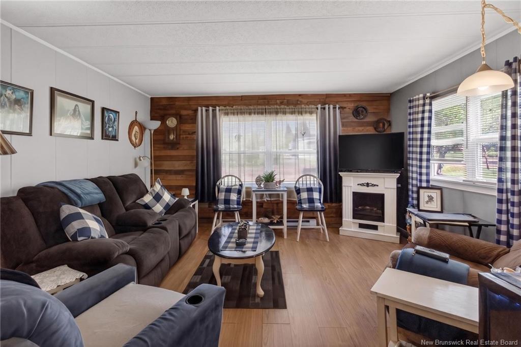 16 Tait Cres, Lakeville, NB
