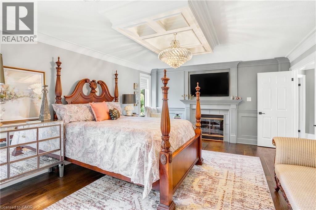 149 Miller Drive, Ancaster, ON - Indoor Photo Showing Bedroom