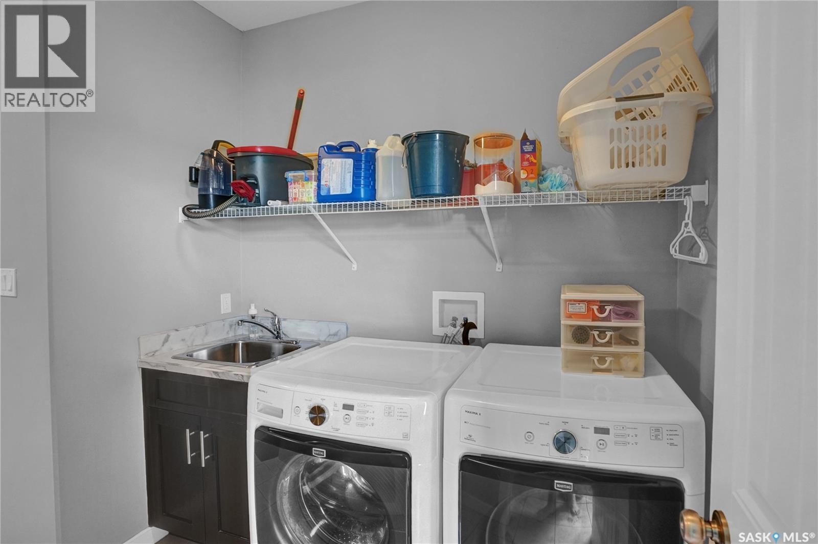 121 Everton Crescent, Moose Jaw, SK - Indoor Photo Showing Laundry Room