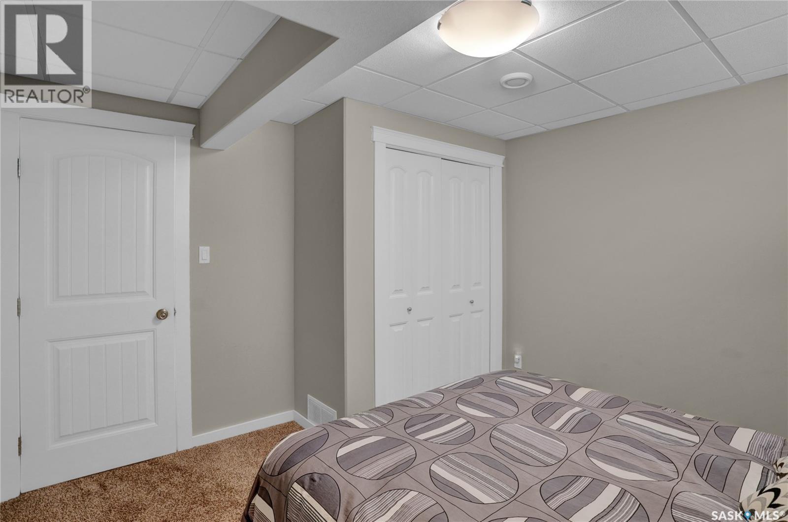 121 Everton Crescent, Moose Jaw, SK - Indoor Photo Showing Bedroom