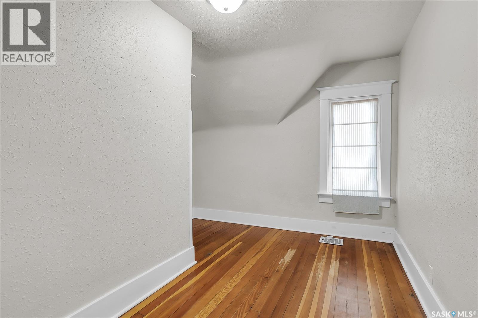 524 7Th Street E, Saskatoon, SK - Indoor Photo Showing Other Room