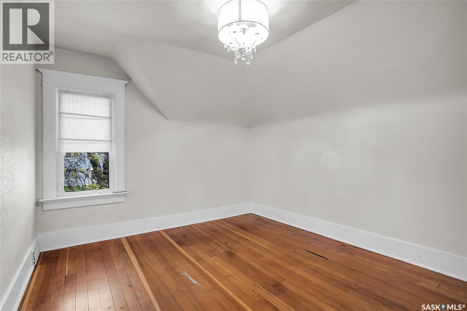 524 7Th Street E, Saskatoon, SK - Indoor Photo Showing Other Room