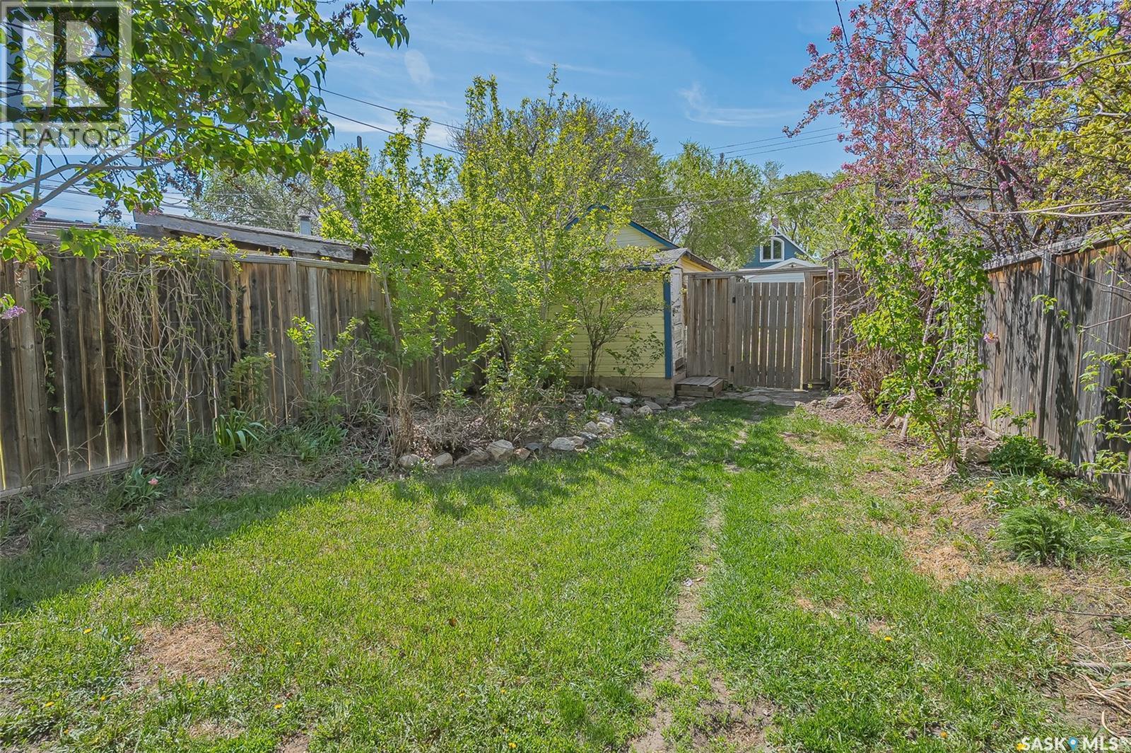 524 7Th Street E, Saskatoon, SK - Outdoor