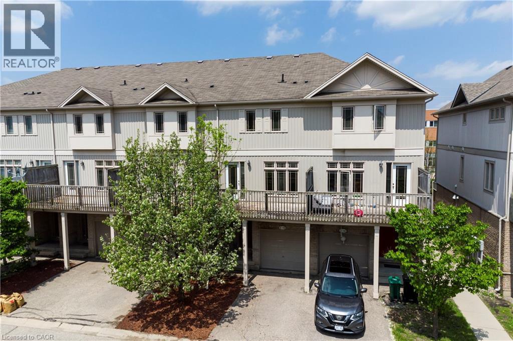 619 Wild Ginger Avenue Unit# C15, Waterloo, ON - Outdoor