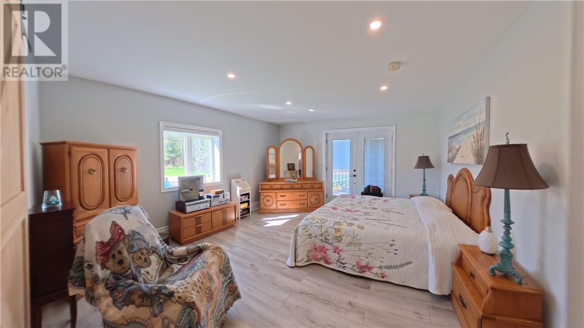 14 Maplewood Trail, Kagawong, ON - Indoor Photo Showing Bedroom
