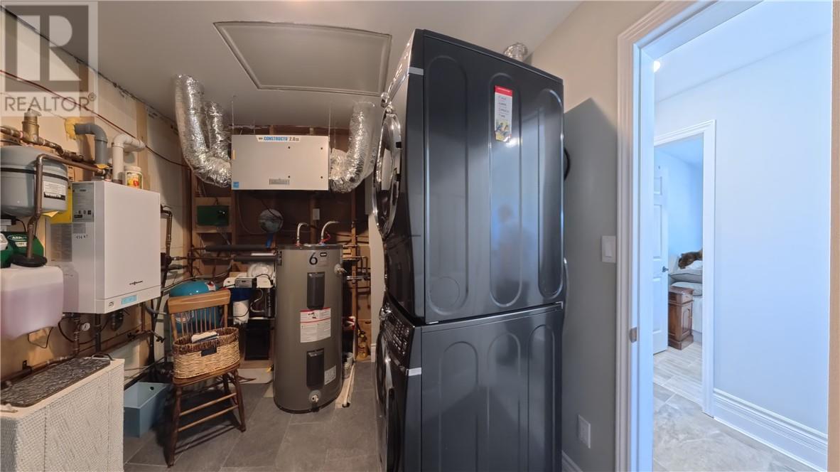 14 Maplewood Trail, Kagawong, ON - Indoor
