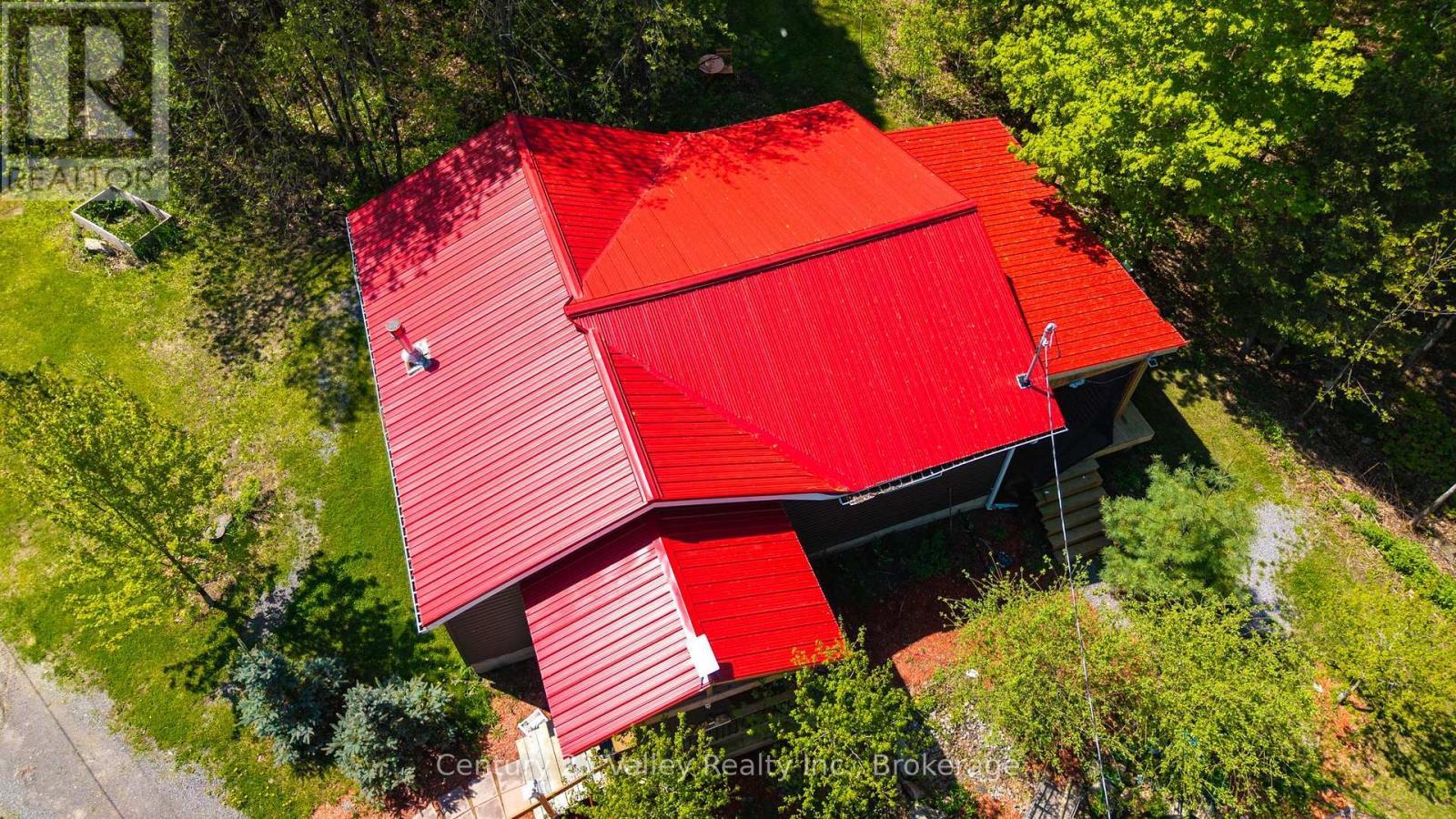 593 Inglis Road, Greater Madawaska, ON - Outdoor
