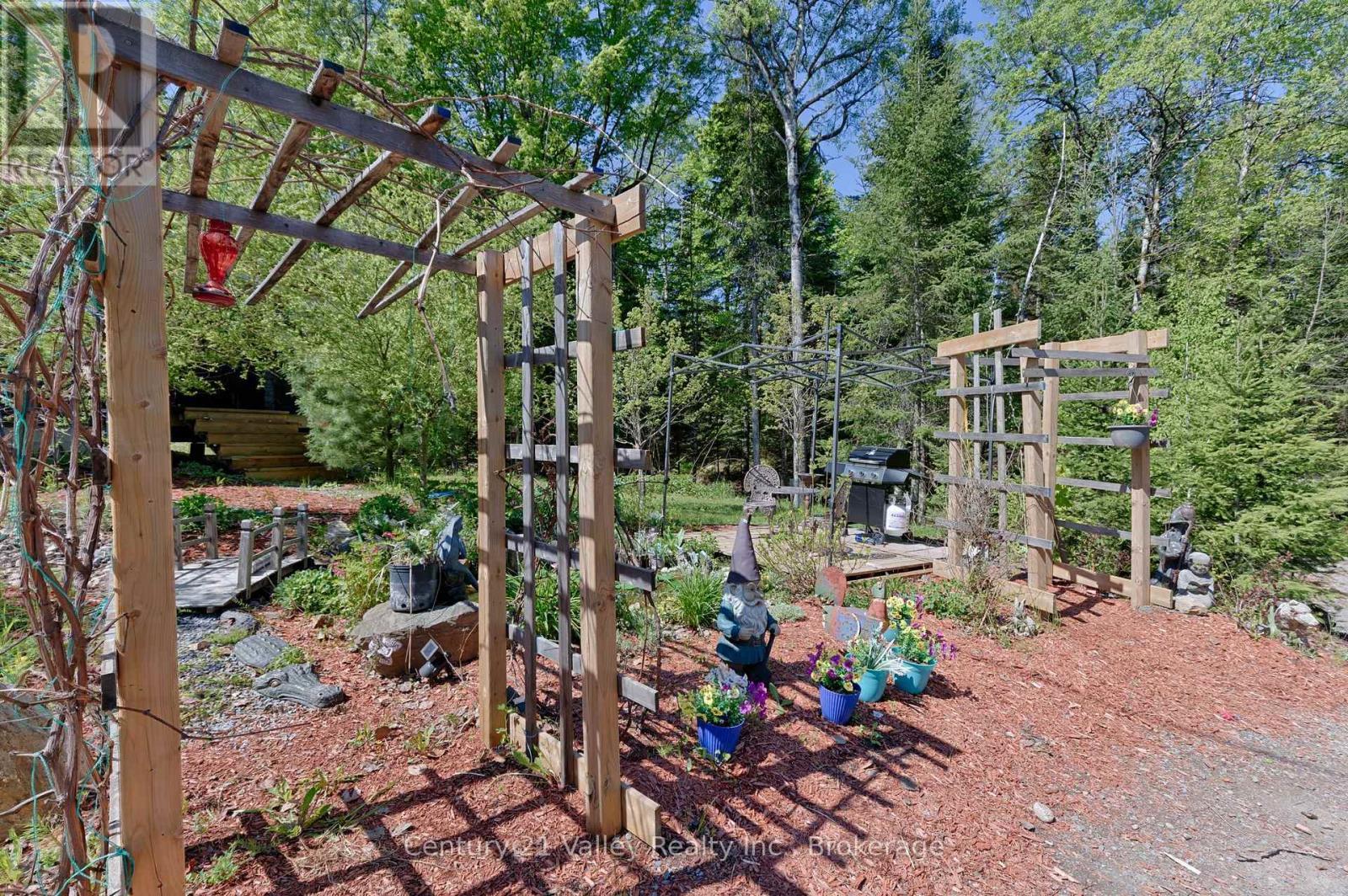 593 Inglis Road, Greater Madawaska, ON - Outdoor