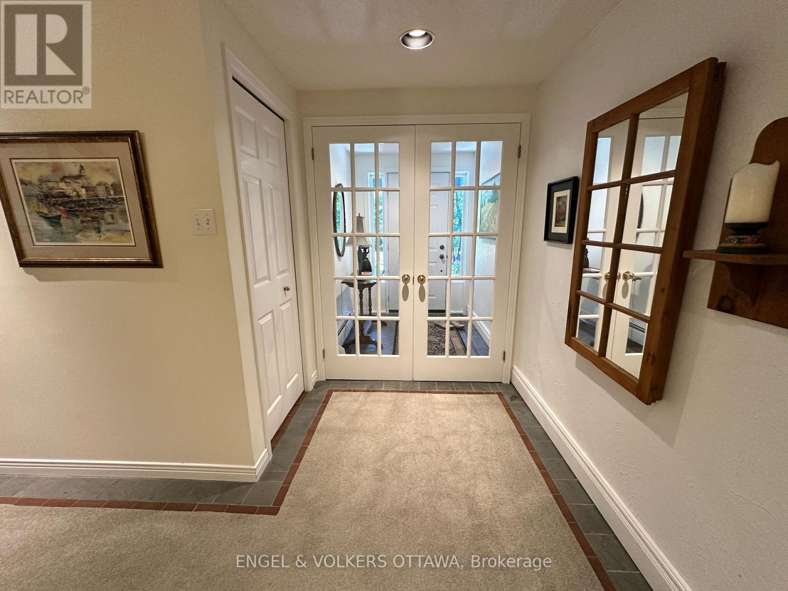 4637 Northwoods Drive, Ottawa, ON - Indoor Photo Showing Other Room