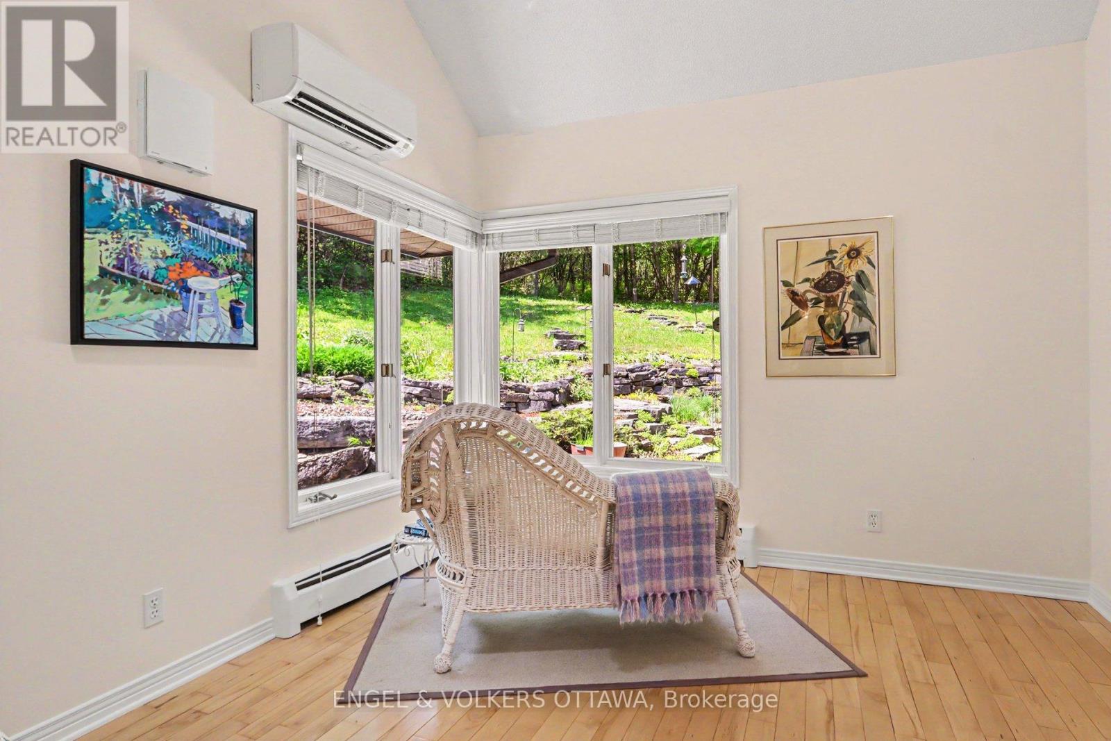 4637 Northwoods Drive, Ottawa, ON - Indoor Photo Showing Other Room