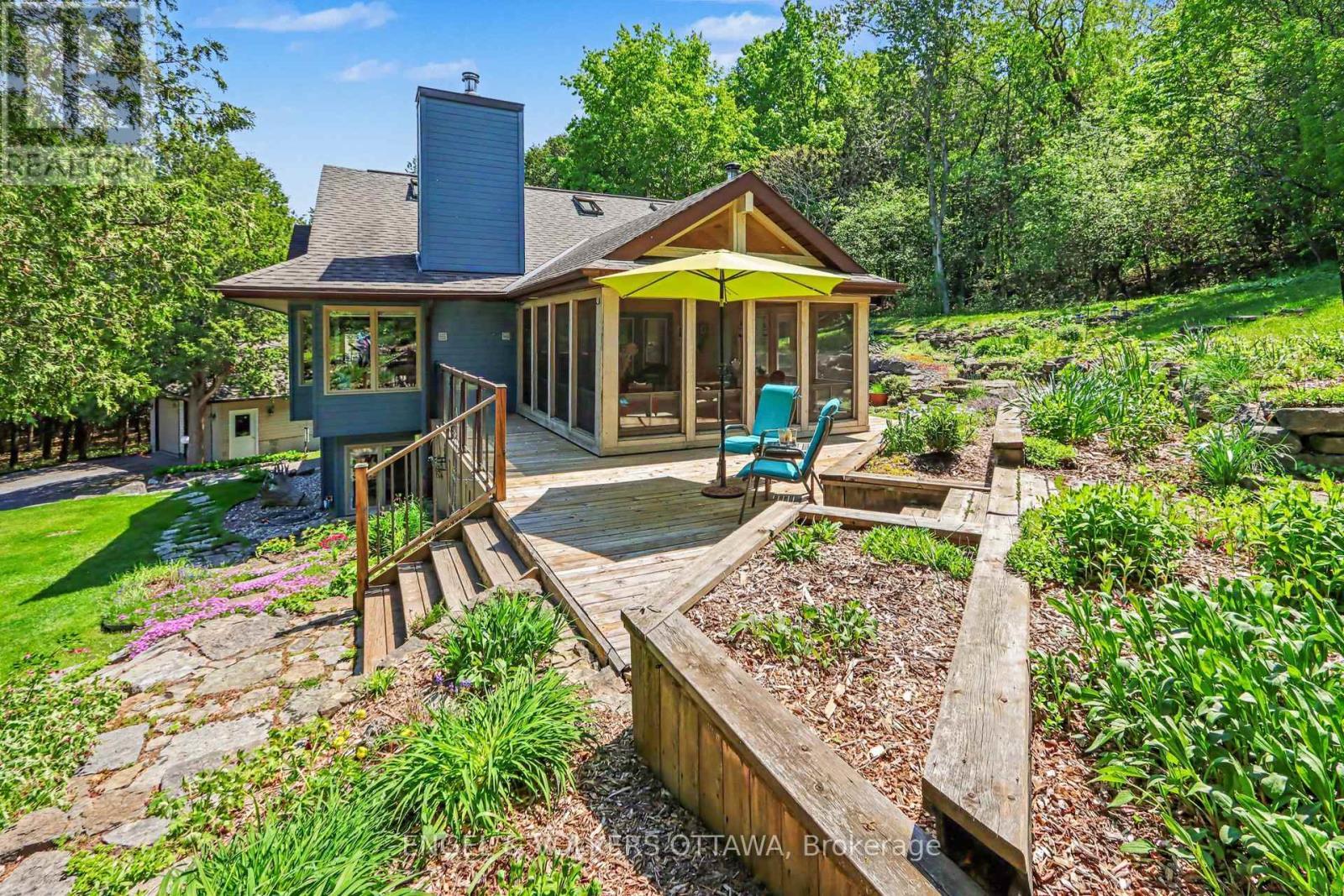 4637 Northwoods Drive, Ottawa, ON - Outdoor With Deck Patio Veranda