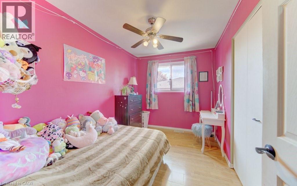 96 Scott Road, Cambridge, ON - Indoor Photo Showing Bedroom