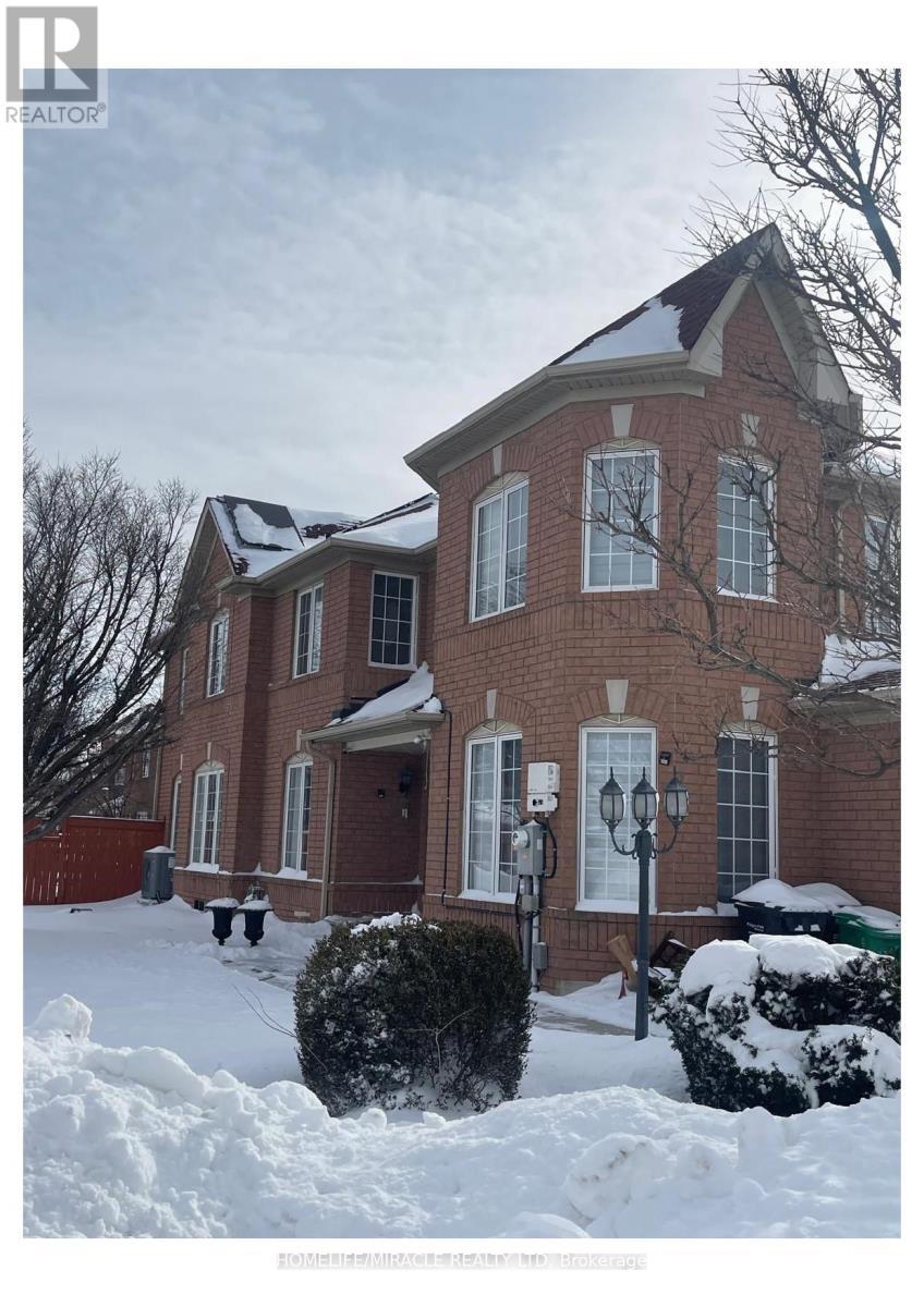 55 Secord Crescent, Brampton, ON - Outdoor
