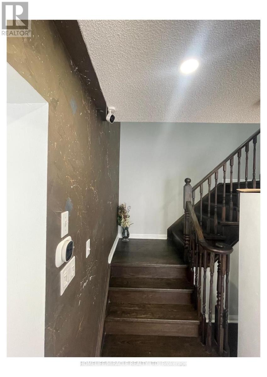 55 Secord Crescent, Brampton, ON - Indoor Photo Showing Other Room