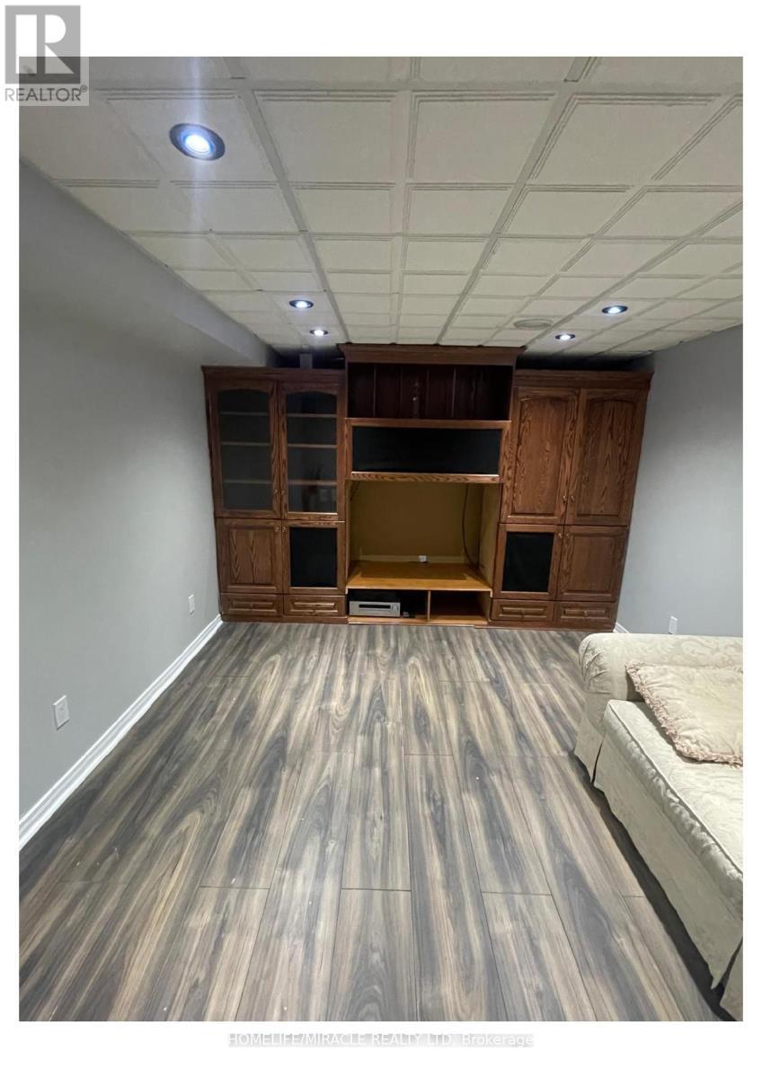 55 Secord Crescent, Brampton, ON - Indoor Photo Showing Other Room