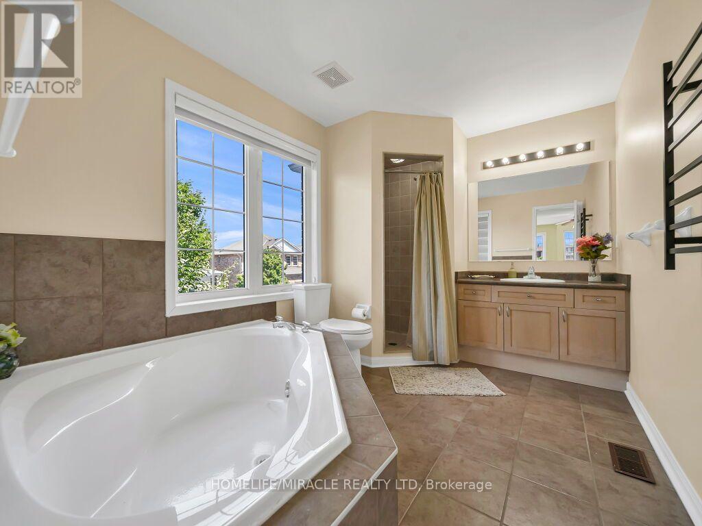 55 Secord Crescent, Brampton, ON - Indoor Photo Showing Bathroom