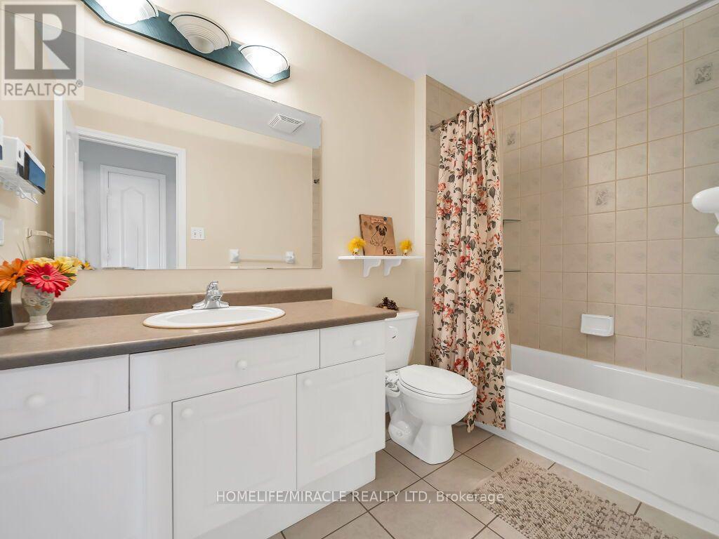 55 Secord Crescent, Brampton, ON - Indoor Photo Showing Bathroom