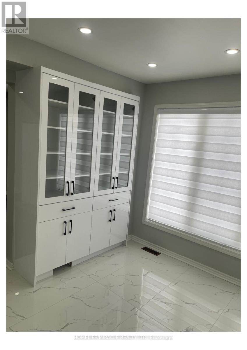55 Secord Crescent, Brampton, ON - Indoor Photo Showing Other Room