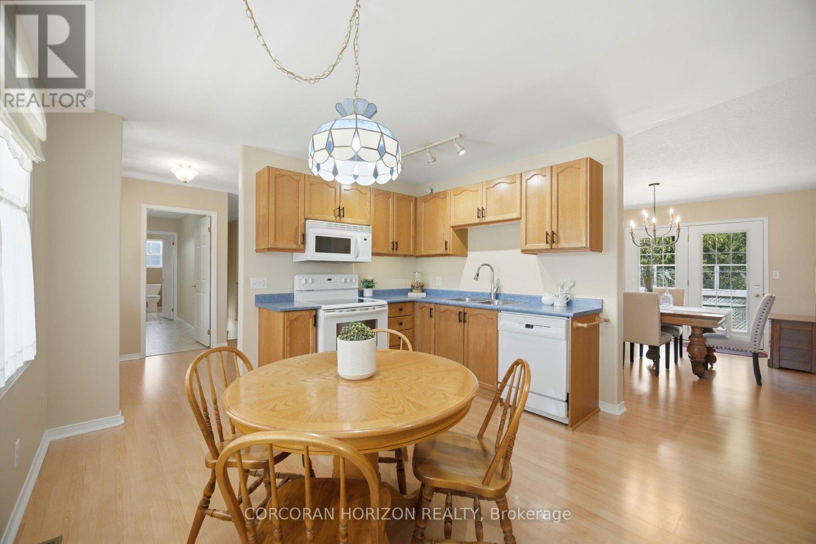 Kitchen - 71 Grayview Drive, Grey Highlands, ON - Indoor Photo Showing Dining Room