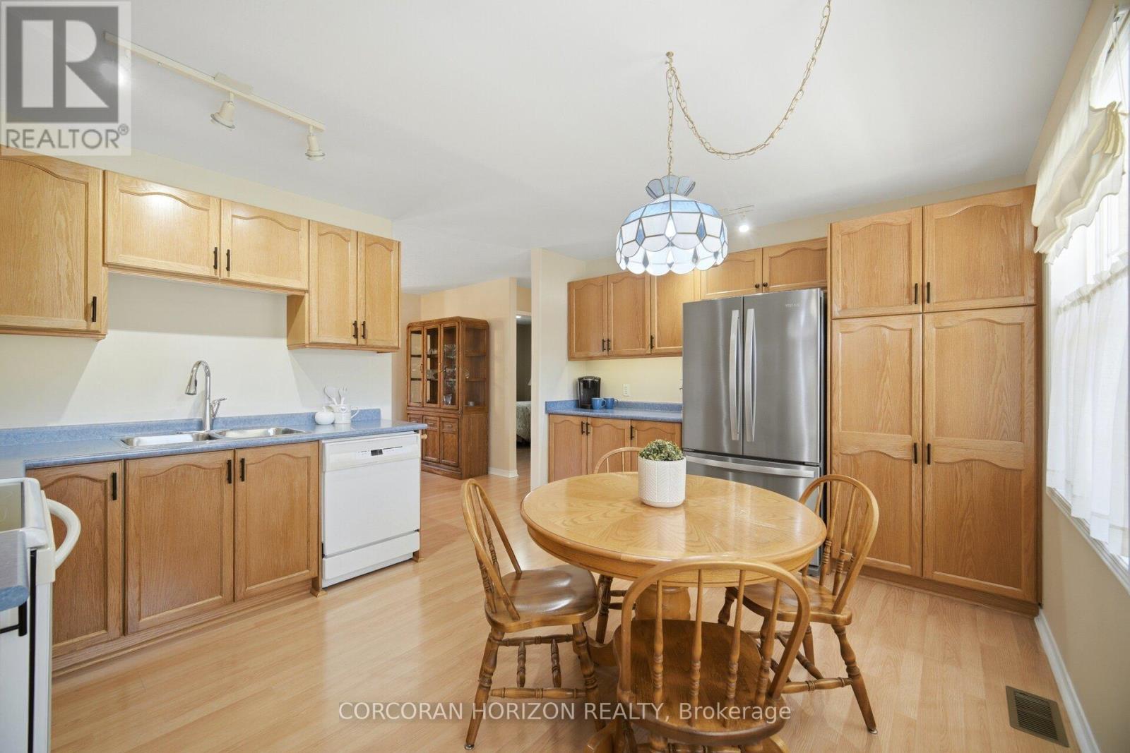 Kitchen - 71 Grayview Drive, Grey Highlands, ON - Indoor