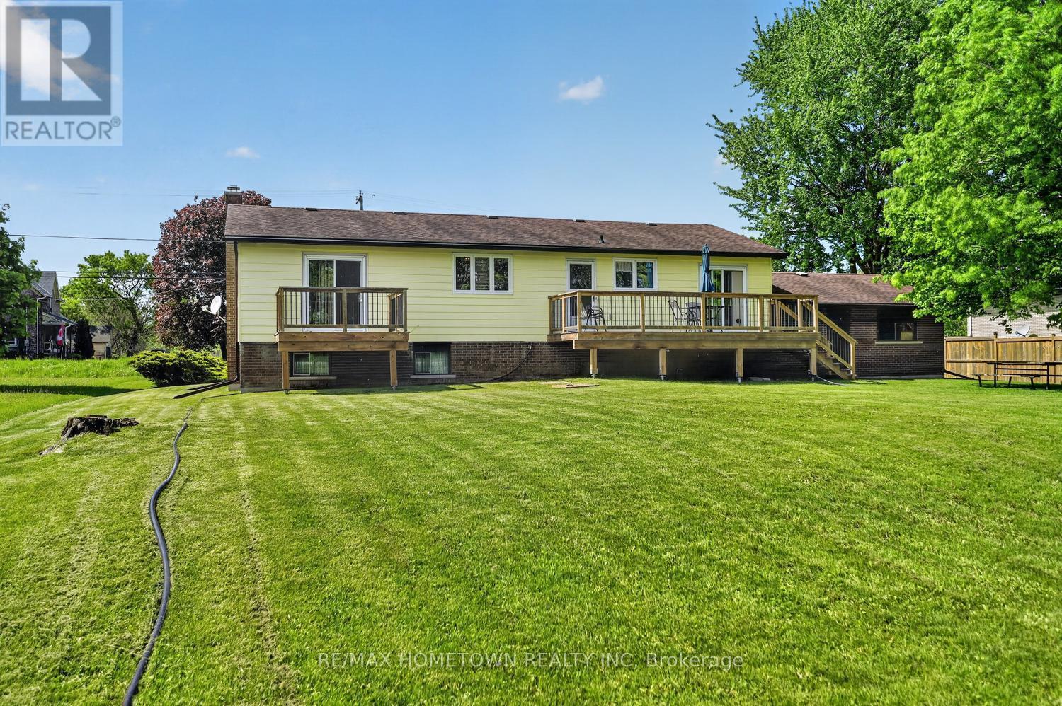 4523 Kilkenny Road, Elizabethtown-Kitley, ON - Outdoor With Deck Patio Veranda