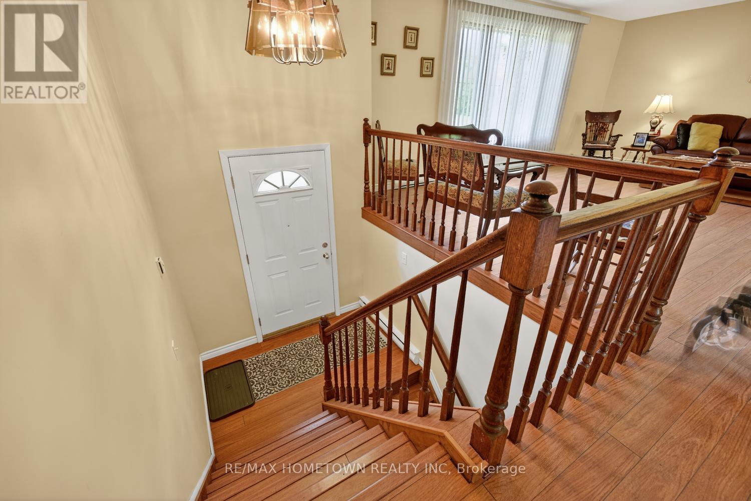 Entrance - 4523 Kilkenny Road, Elizabethtown-Kitley, ON - Indoor Photo Showing Other Room