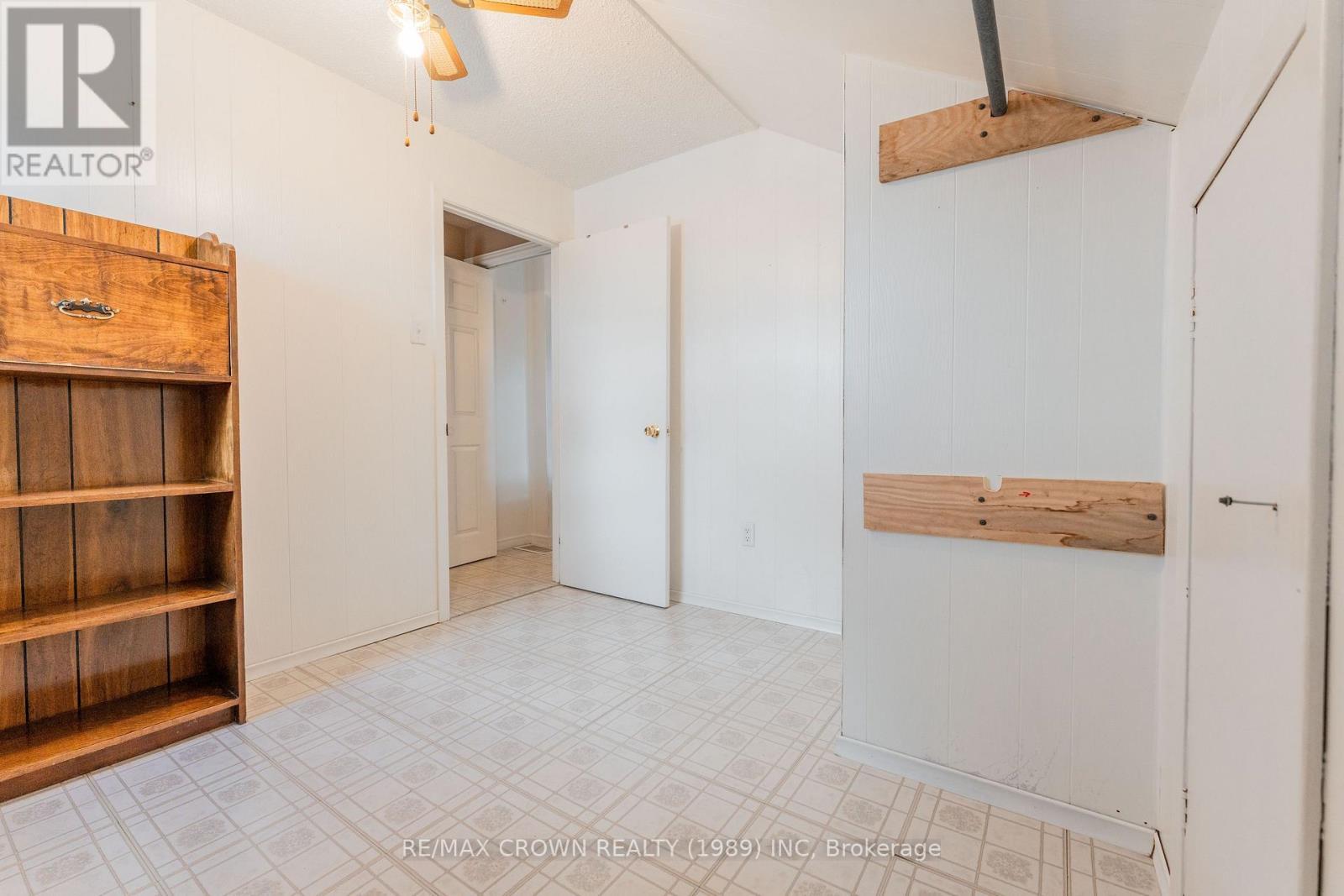 32 Frontenac Crescent, Kapuskasing, ON - Indoor Photo Showing Other Room