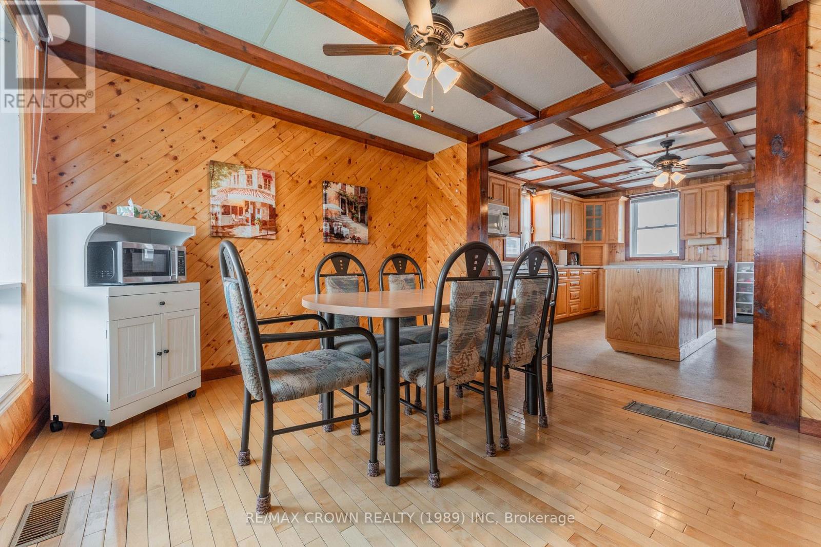 32 Frontenac Crescent, Kapuskasing, ON - Indoor Photo Showing Dining Room