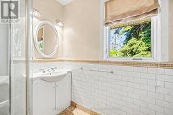 3Pcs Ensuite bath fully remodeled -