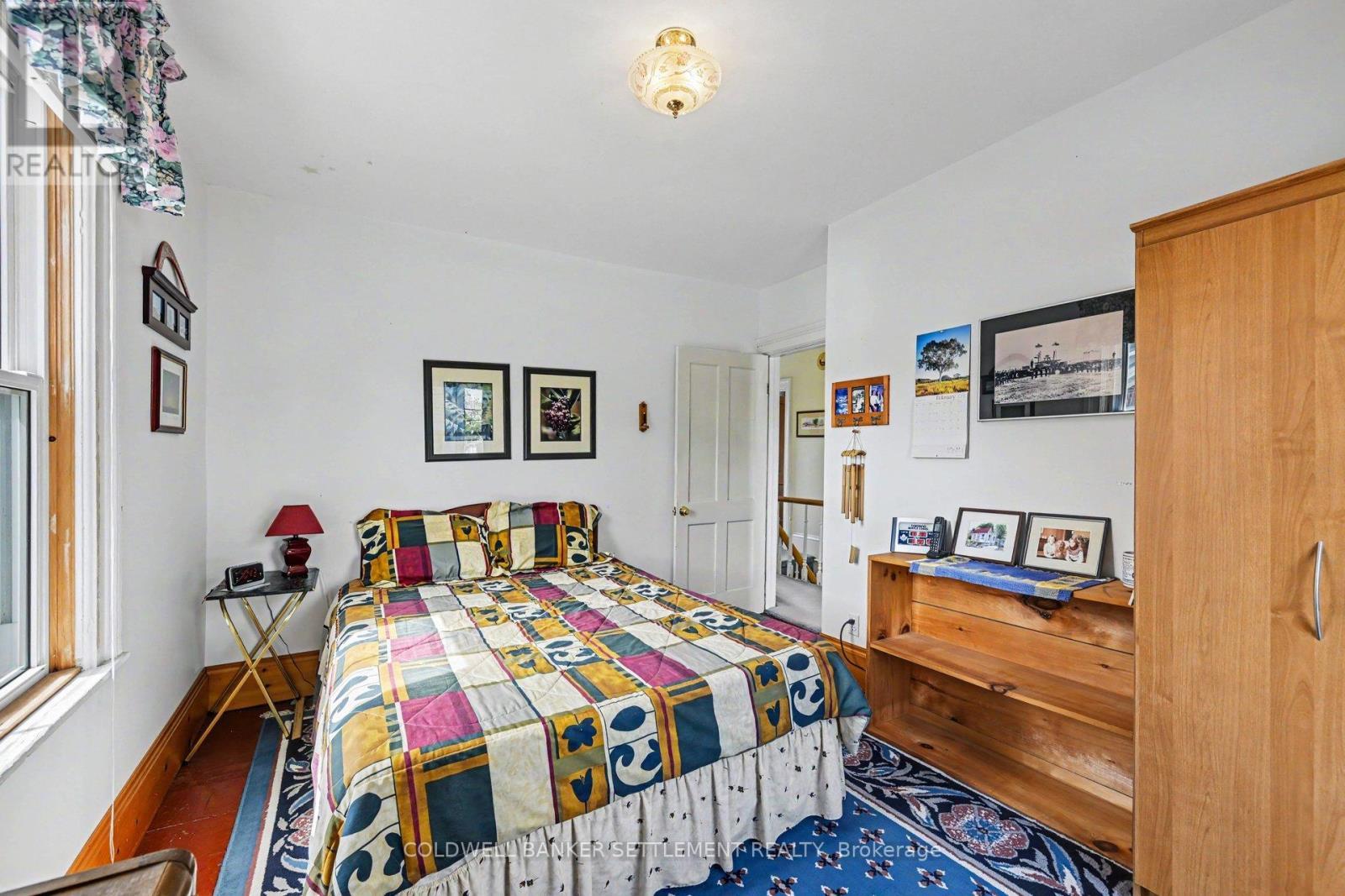 56 Drummond Street E, Perth, ON - Indoor Photo Showing Bedroom
