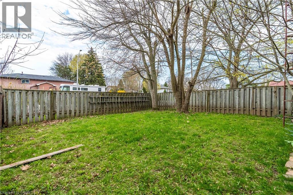 519 Brigadoon Drive, Hamilton, ON - Outdoor