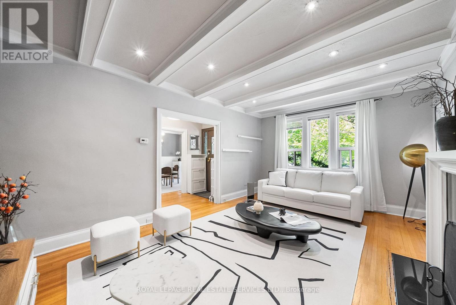 202 Dinnick Crescent, Toronto, ON