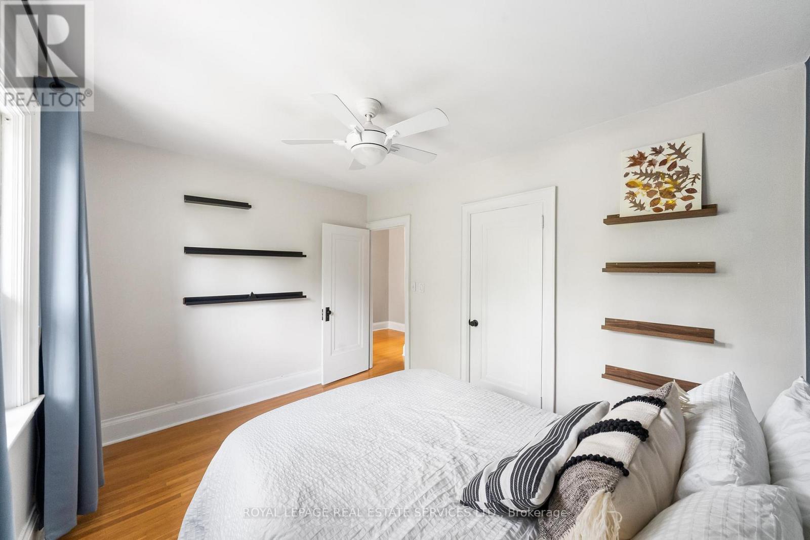 202 Dinnick Crescent, Toronto, ON