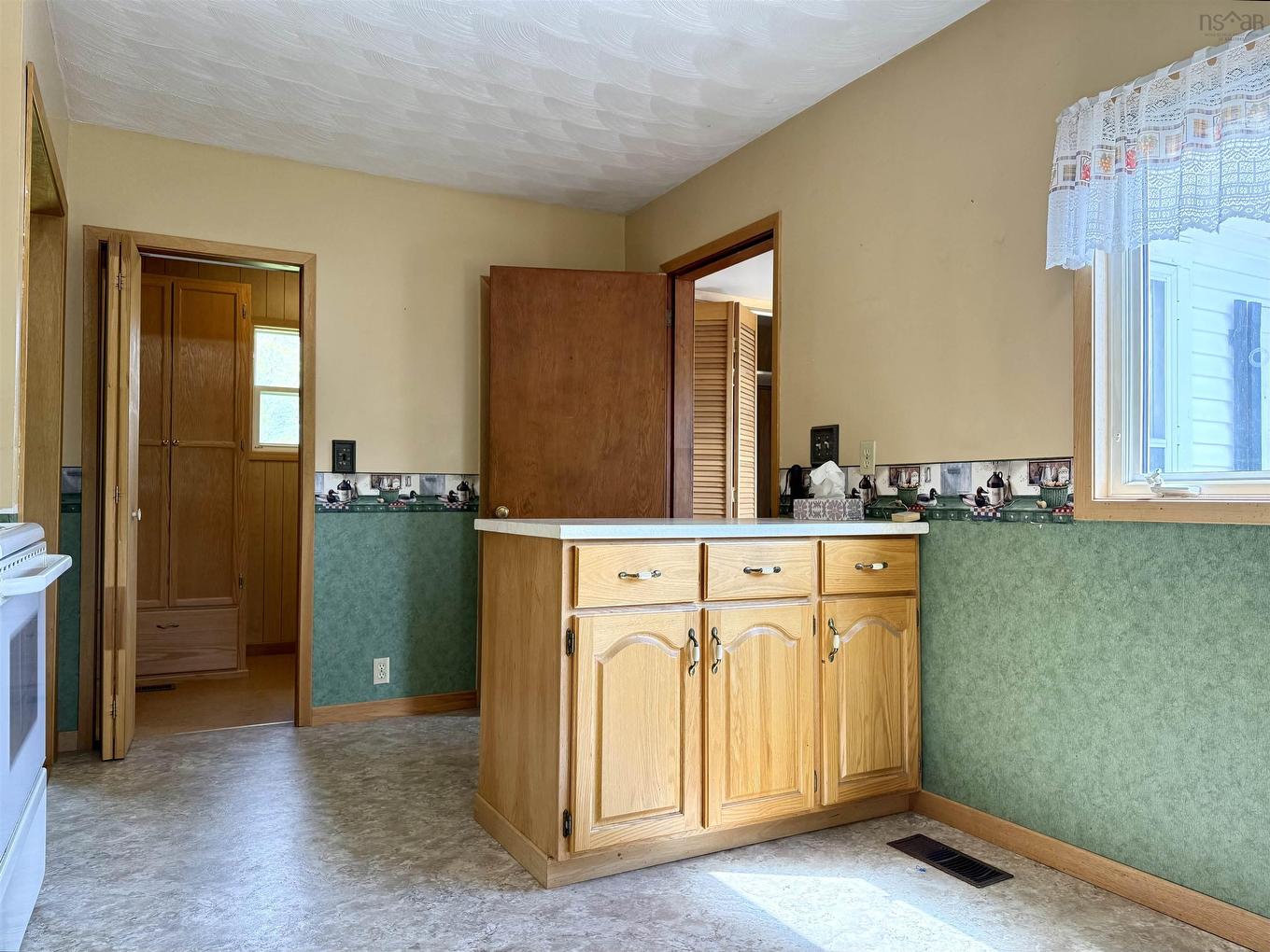897 6 Highway, East Amherst, NS