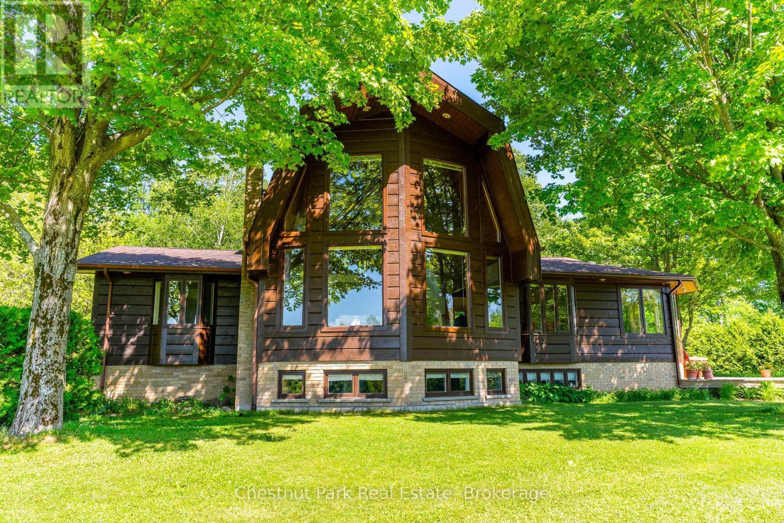 WALL OF WINDOWS - 600380 Sideroad 50 N, Chatsworth, ON - Outdoor