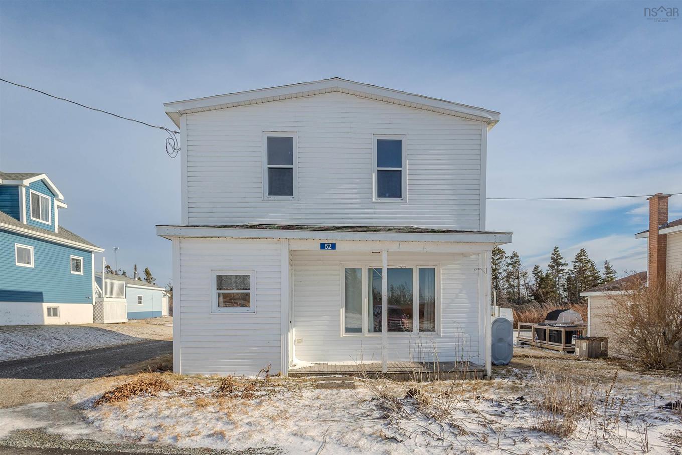 52 Pepperell Street, Louisbourg, NS
