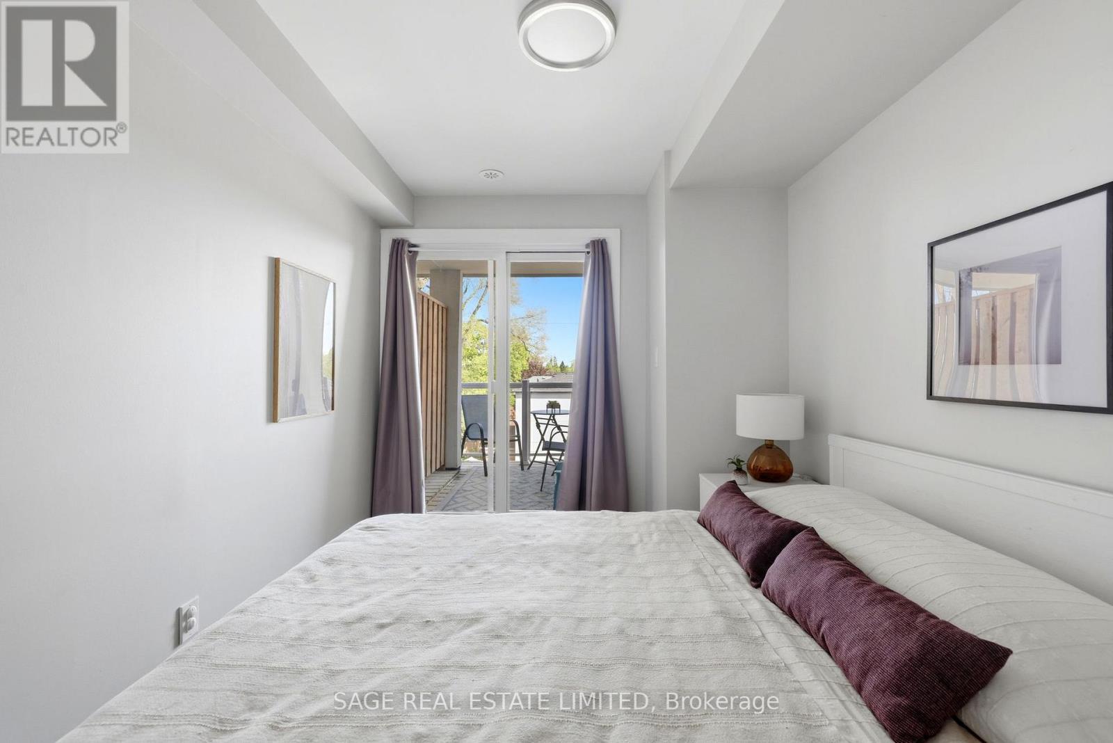 Th4 - 6 Kalmar Avenue, Toronto, ON - Indoor Photo Showing Bedroom