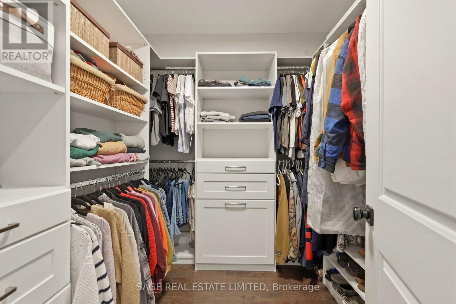 Th4 - 6 Kalmar Avenue, Toronto, ON - Indoor With Storage