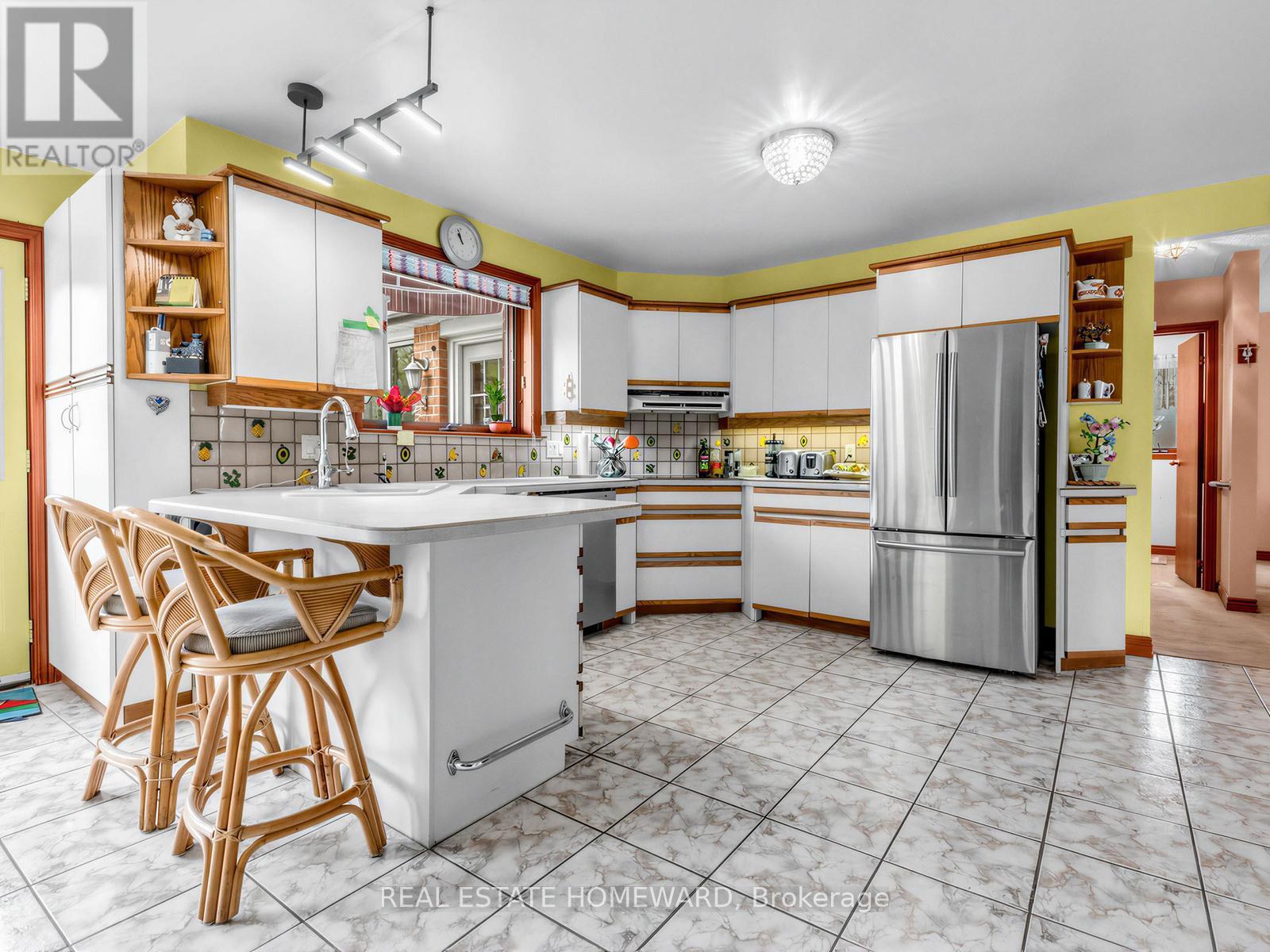 38 Centennial Road, Toronto, ON - Indoor Photo Showing Kitchen