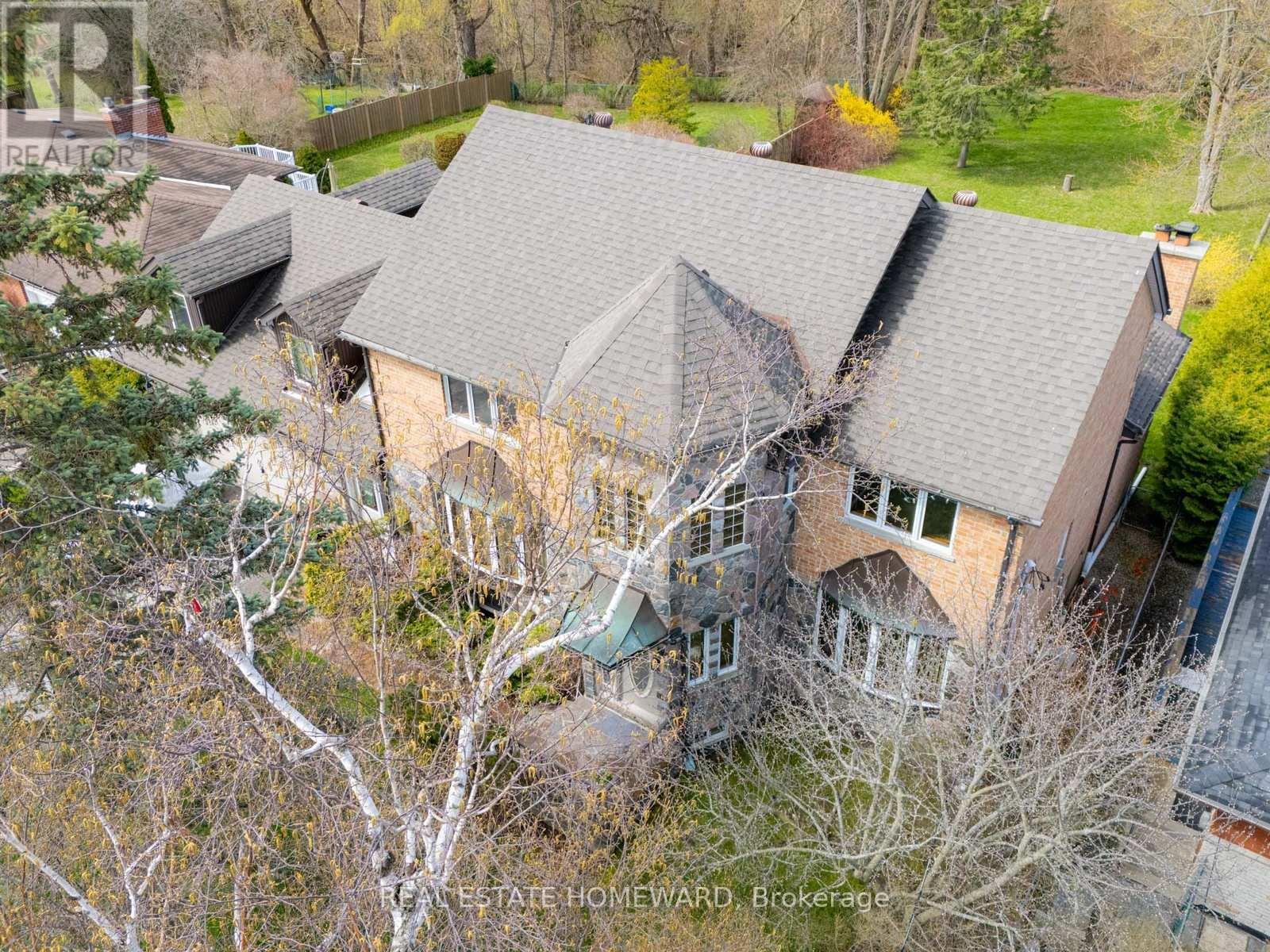 38 Centennial Road, Toronto, ON - Outdoor