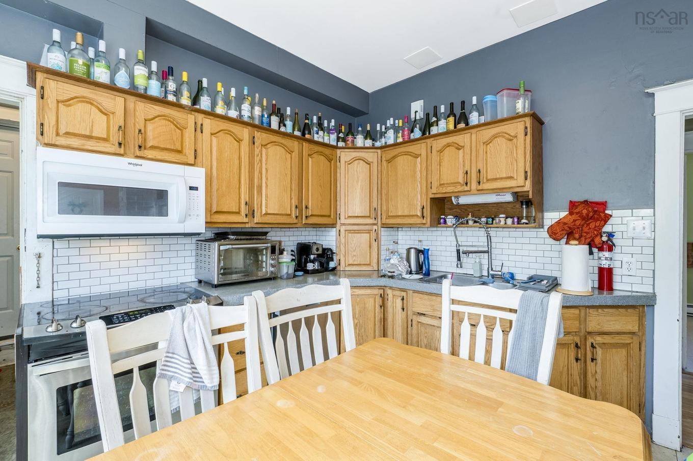 1672/1676 Chestnut Street, Halifax, NS